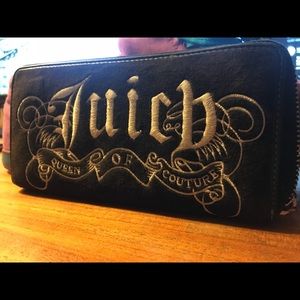 Juicy Couture wallet! (Soft material) Brown / Gold